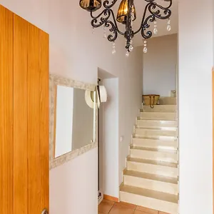 Сasa de vacaciones Cozy House